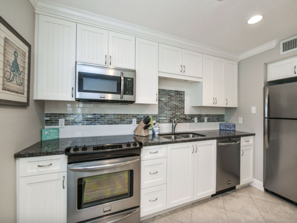 Siesta Key Vacation Rental Townhome One Minute to Beach